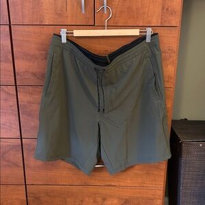 Kuhl Men's Green Shorts